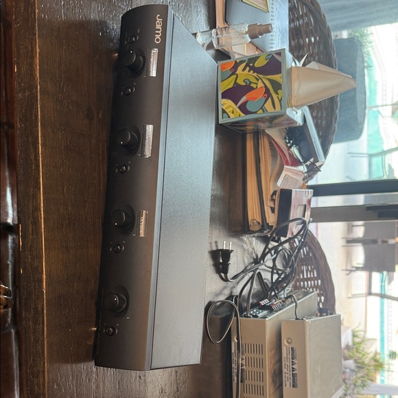 Jamo Black Audio Amplifier